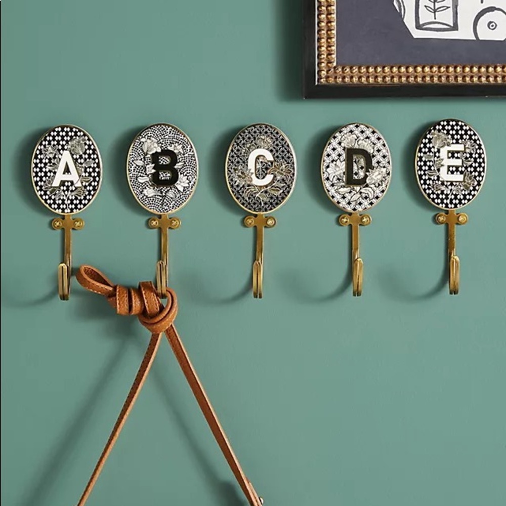 Anthropolgie Imogen Monogram Hook
